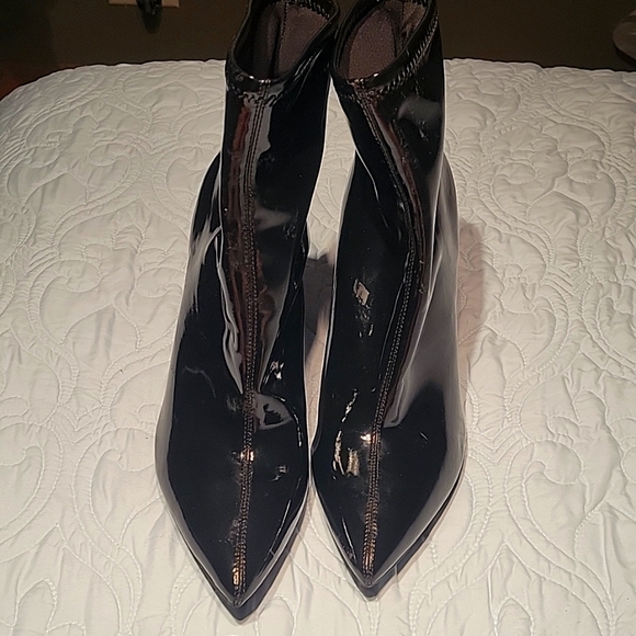 Jessica Simpson Shoes - Jessica Simpson Ankle sock booties